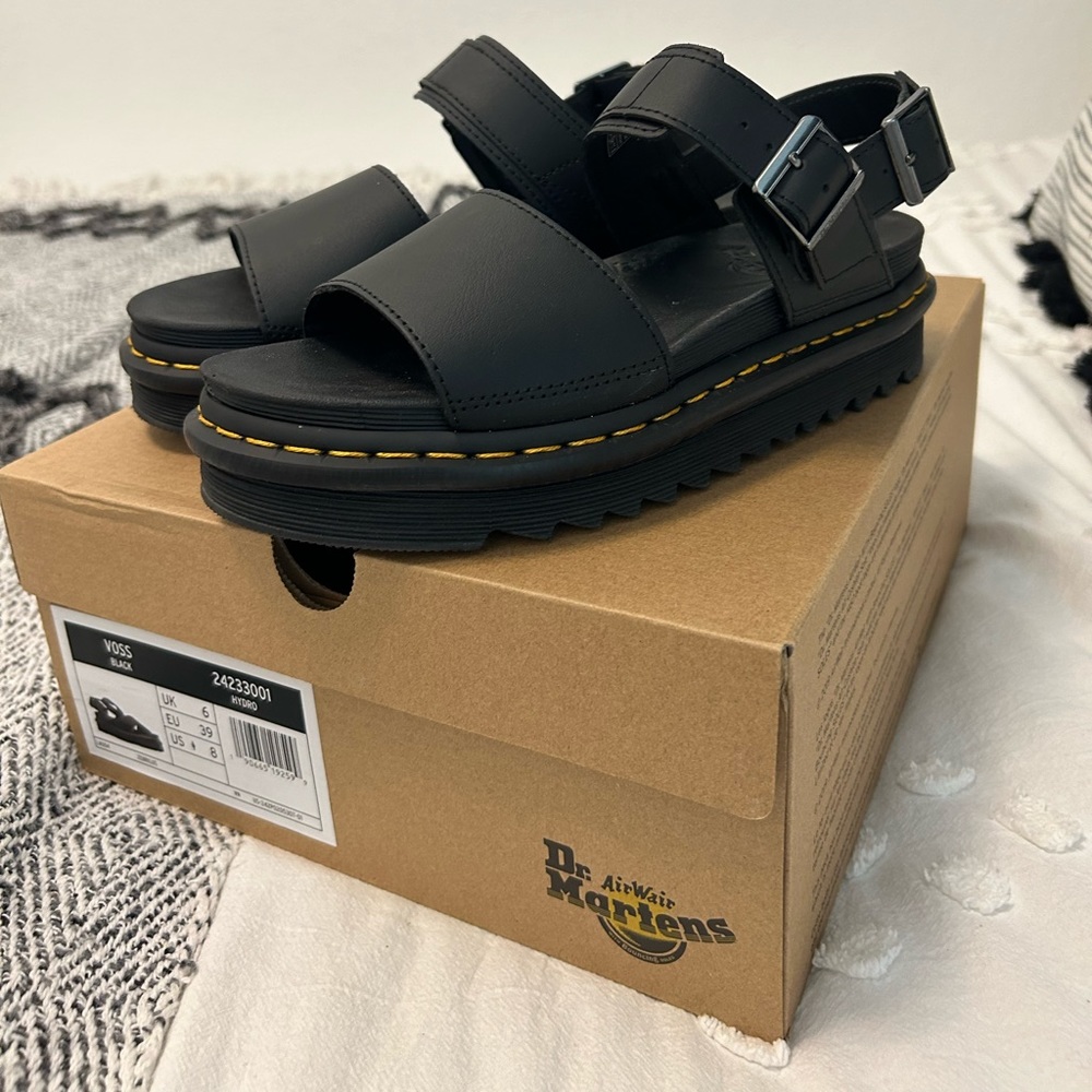 Dr. Martens Voss Hydro Sandals EUC